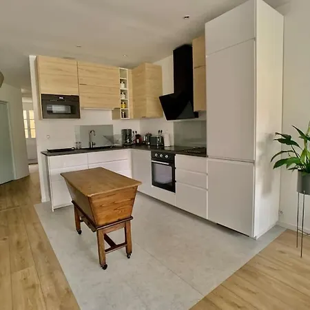 La Verriere Saint-martin - Historic Center & Wifi דירה *